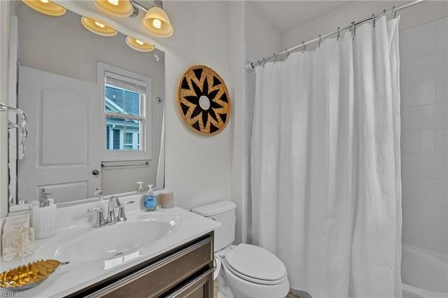 2905 Pepperlin DR, Virginia Beach, VA 23456