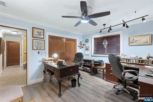 4 Lesa Lane, Hillsdale, NJ 07642