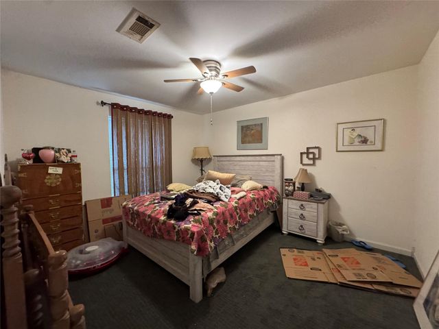 9722 Braesmont Drive, Houston, TX 77096