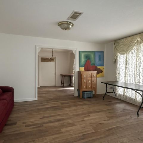 9722 Braesmont Drive, Houston, TX 77096