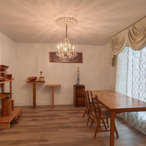 9722 Braesmont Drive, Houston, TX 77096