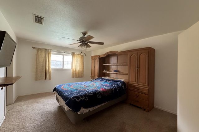 9722 Braesmont Drive, Houston, TX 77096