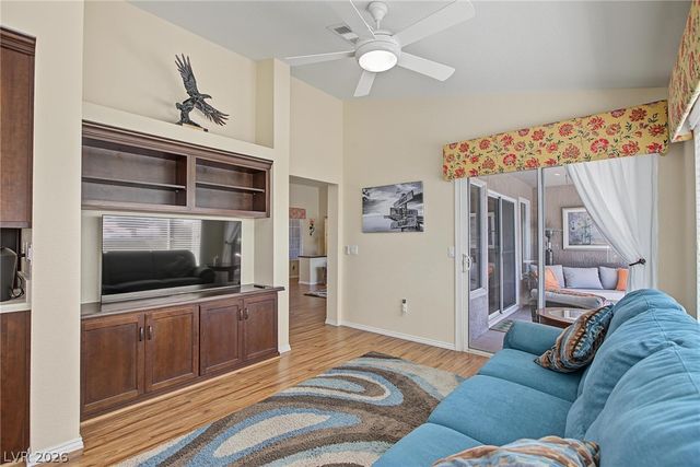2904 Castle Bar Drive, Las Vegas, NV 89134