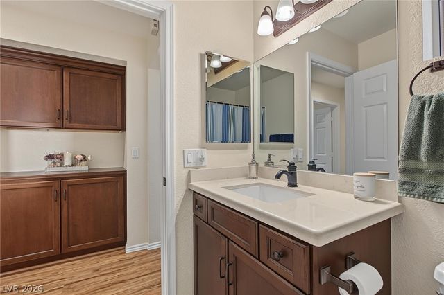 2904 Castle Bar Drive, Las Vegas, NV 89134