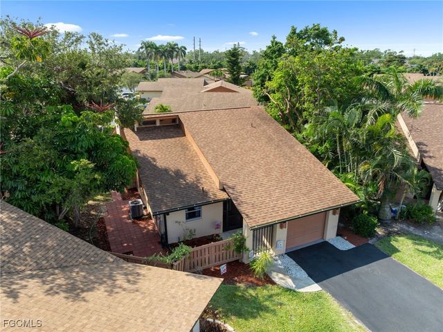 6443 Royal Woods DR, Fort Myers, FL 33908