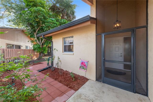 6443 Royal Woods DR, Fort Myers, FL 33908