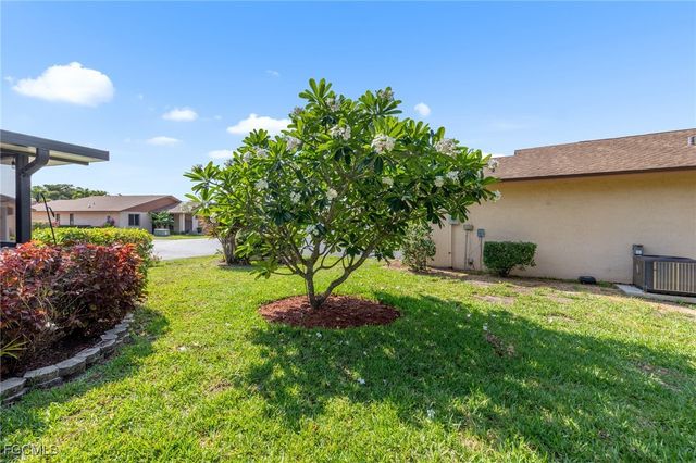 6443 Royal Woods DR, Fort Myers, FL 33908