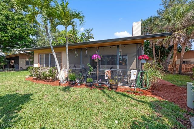 6443 Royal Woods DR, Fort Myers, FL 33908