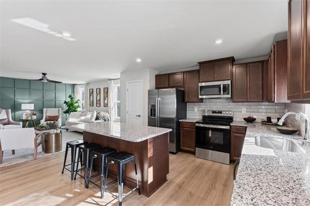 37 Summer Club NW Boulevard, Rome, GA 30165