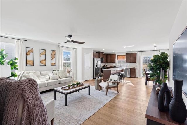 37 Summer Club NW Boulevard, Rome, GA 30165