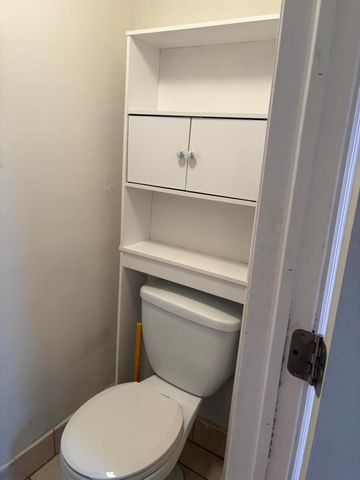 26 Golfs Edge D, West Palm Beach, FL 33417