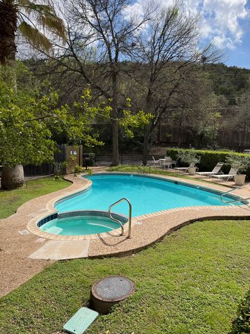 3839 Dry Creek DR 223, Austin, TX 78731