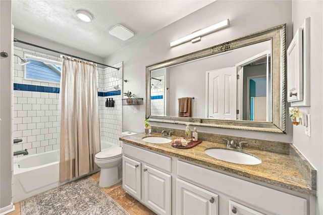 3502 Miraglen Drive, Pearland, TX 77584