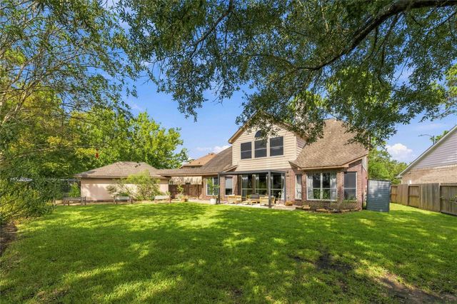 3502 Miraglen Drive, Pearland, TX 77584
