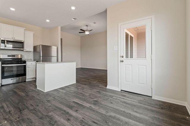 700 Jasmine Ridge Lane, Waller, TX 77484