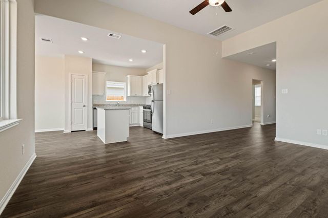 700 Jasmine Ridge Lane, Waller, TX 77484