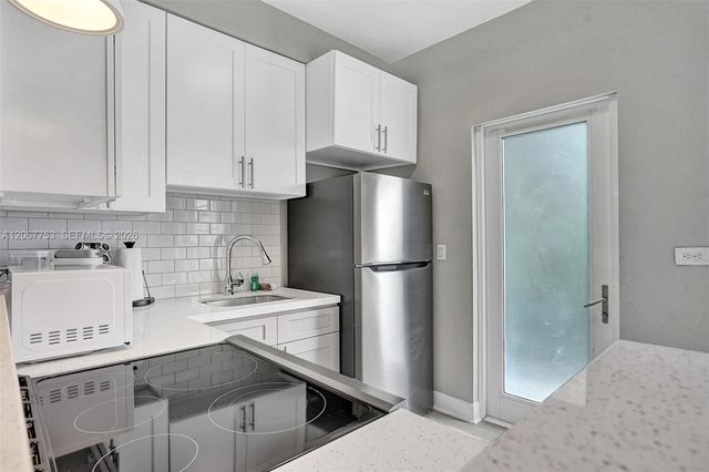 1431 Lincoln Terrace 3, Miami Beach, FL 33139