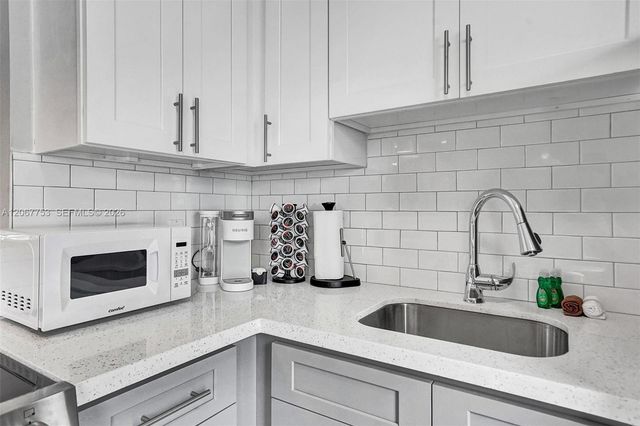 1431 Lincoln Terrace 3, Miami Beach, FL 33139