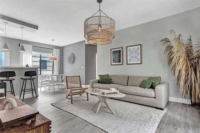 1431 Lincoln Terrace 3, Miami Beach, FL 33139
