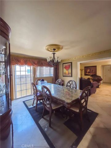 1600 N Chester, Compton, CA 90221