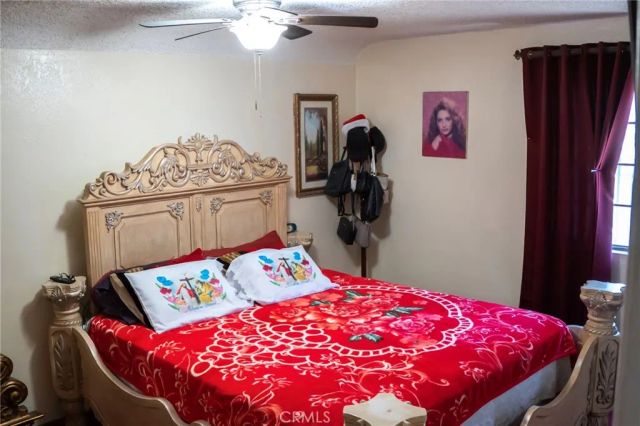 1600 N Chester, Compton, CA 90221