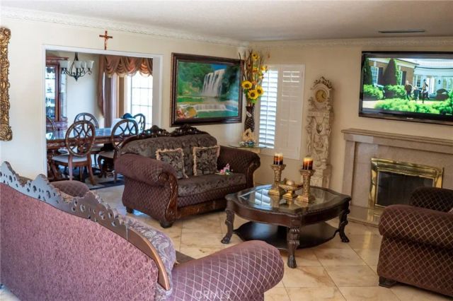 1600 N Chester, Compton, CA 90221
