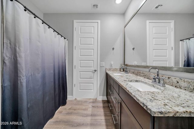16516 W ALAMEDA Road, Surprise, AZ 85387