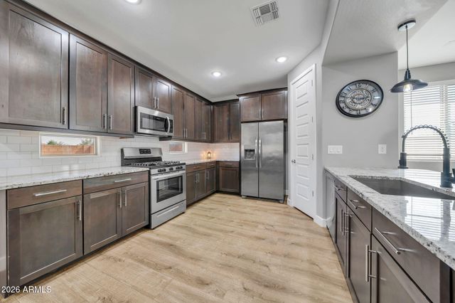 16516 W ALAMEDA Road, Surprise, AZ 85387
