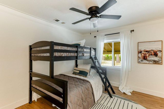 1005 Gold Street, Redding, CA 96001