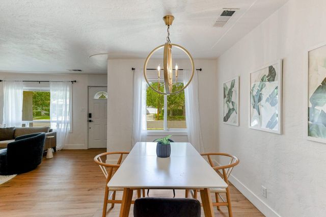 1005 Gold Street, Redding, CA 96001
