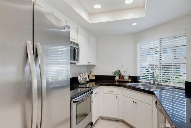 12555 Euclid Street 111, Garden Grove, CA 92840