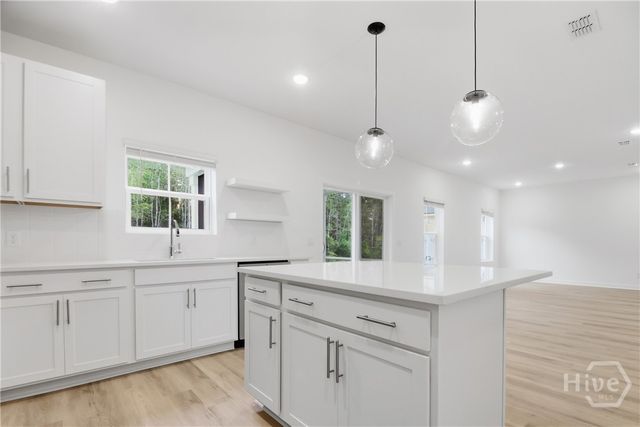 293 Kingswood Circle, Savannah, GA 31302