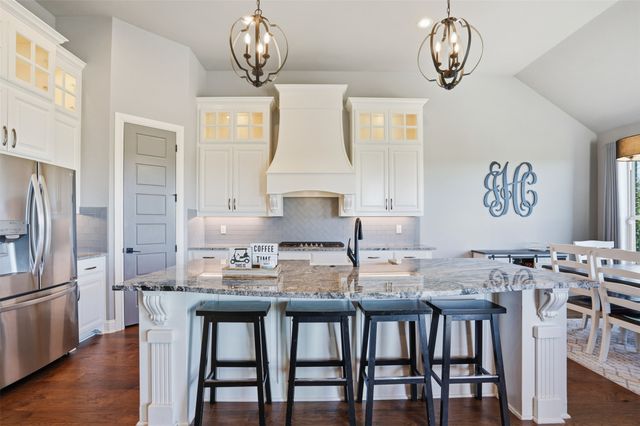 108 Spieth Court, Granbury, TX 76048