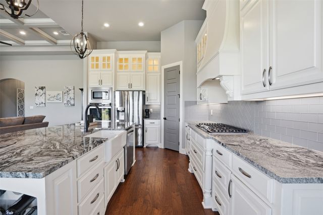 108 Spieth Court, Granbury, TX 76048