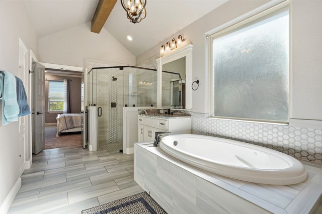 108 Spieth Court, Granbury, TX 76048