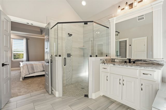 108 Spieth Court, Granbury, TX 76048