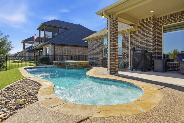 108 Spieth Court, Granbury, TX 76048