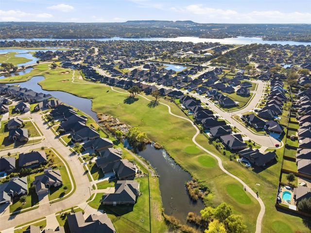 108 Spieth Court, Granbury, TX 76048