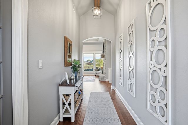 108 Spieth Court, Granbury, TX 76048