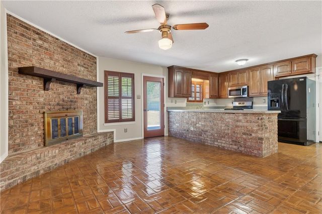 1459 Fern Valley Road, Mobile, AL 36609