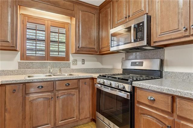 1459 Fern Valley Road, Mobile, AL 36609