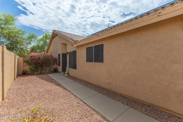 15587 W RIO VISTA Lane, Goodyear, AZ 85338