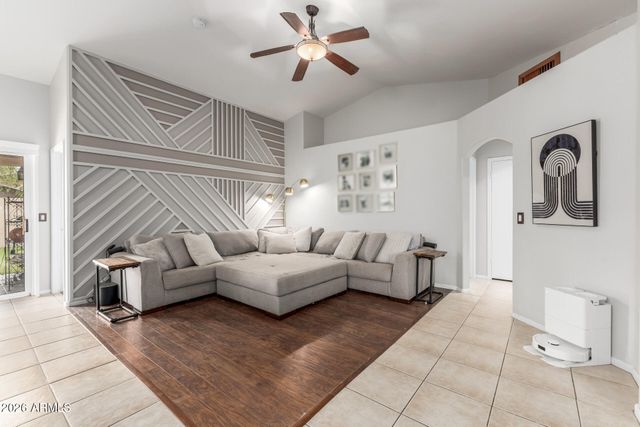 15587 W RIO VISTA Lane, Goodyear, AZ 85338