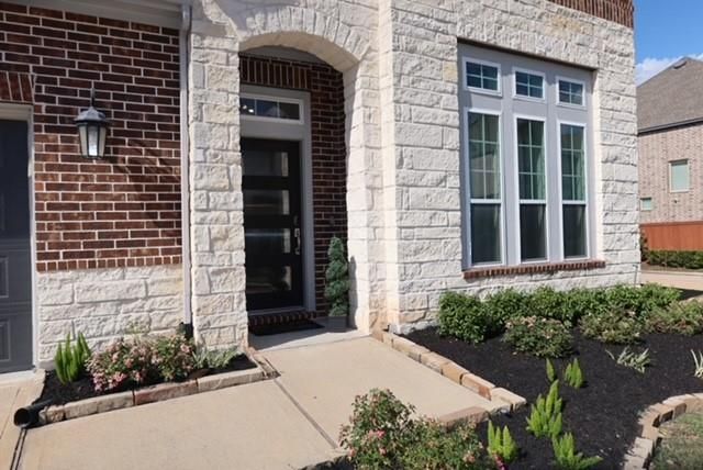 522 Kingston Lane, Shenandoah, TX 77384