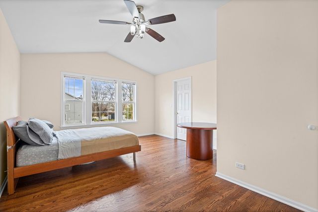 2188 Avalon Drive, Buffalo Grove, IL 60089