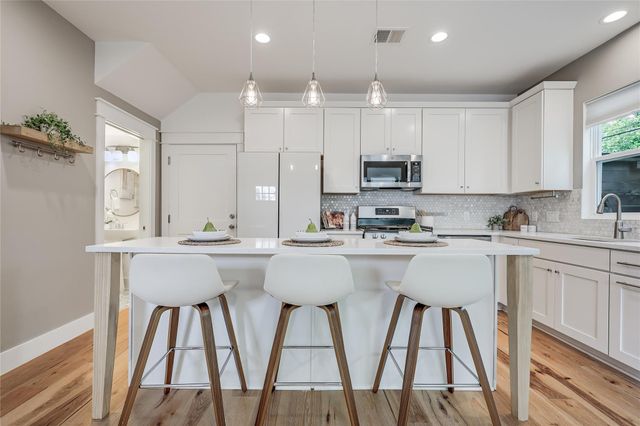 5512 Duval ST 2, Austin, TX 78751