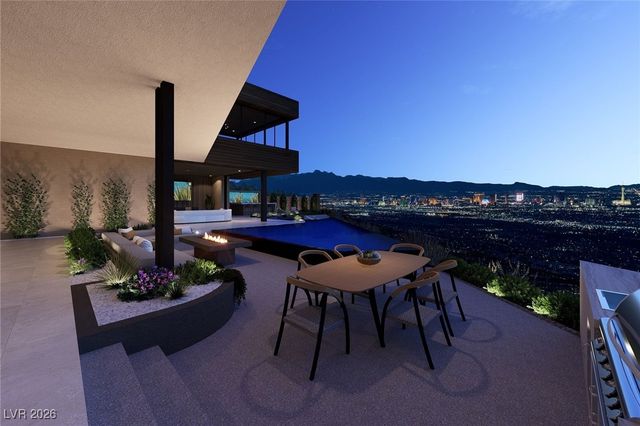 571 Grand Rim Drive, Henderson, NV 89012