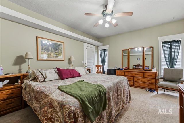 1807 S Linder Rd, Meridian, ID 83642