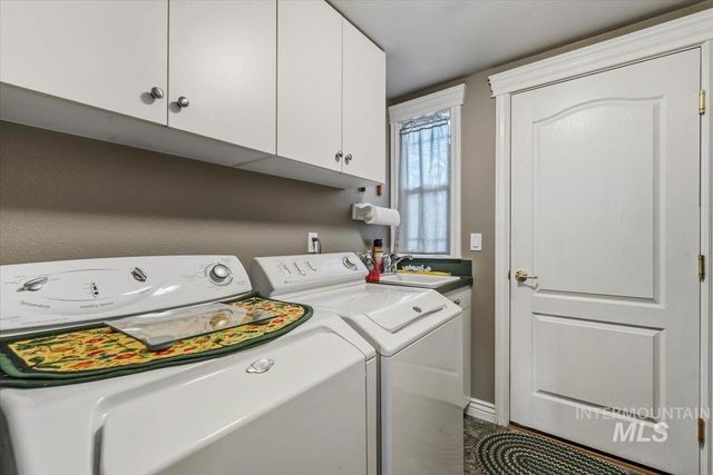 1807 S Linder Rd, Meridian, ID 83642