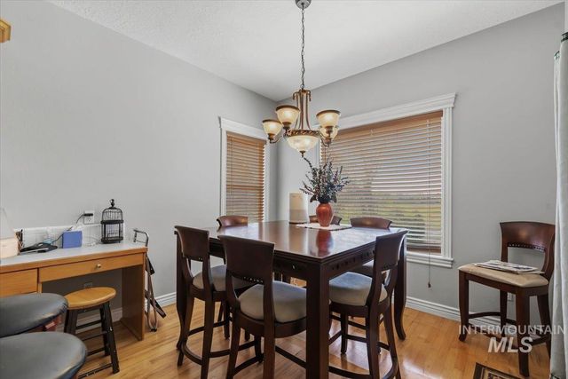 1807 S Linder Rd, Meridian, ID 83642